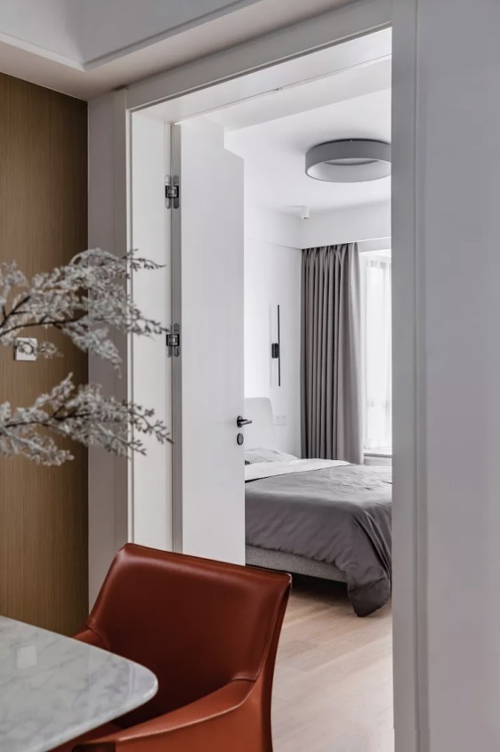 装修|装修时房门别装单开门了,他家这么设计,让全屋瞬间放大一倍