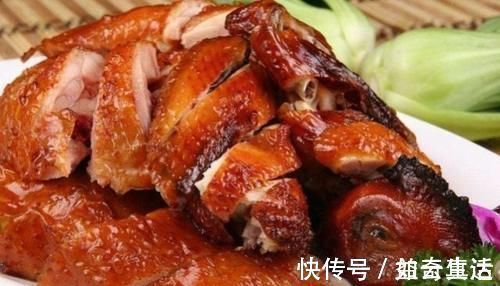 想吃烧鸡不用外面买,自己就能做,简单3步就能做出美味的烧鸡