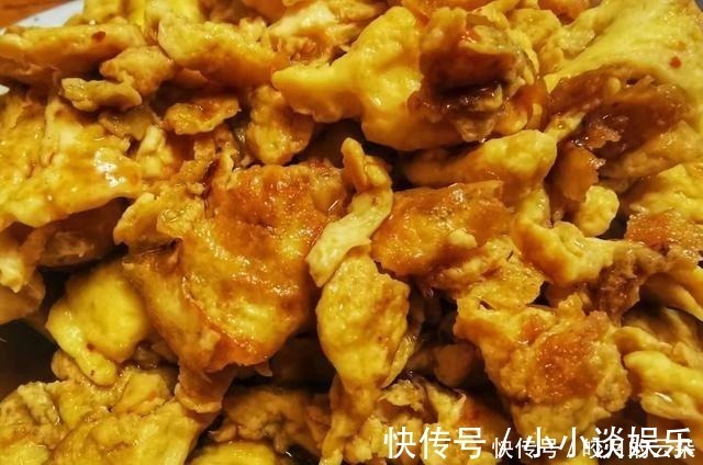 灵魂|炒鸡蛋别急着出锅，多加一步秒变“灵魂炒蛋”，大厨都爱这么做的