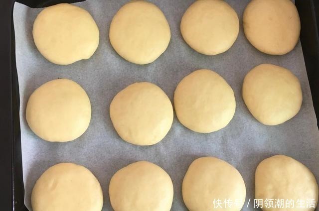 老少皆宜|这种饼比面包好吃，不加一滴水就能做，超级松软