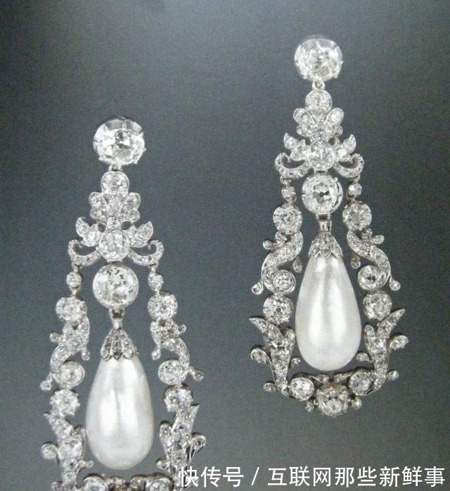 最爱 那么重的耳环为什么却成为了王室女性的最爱!