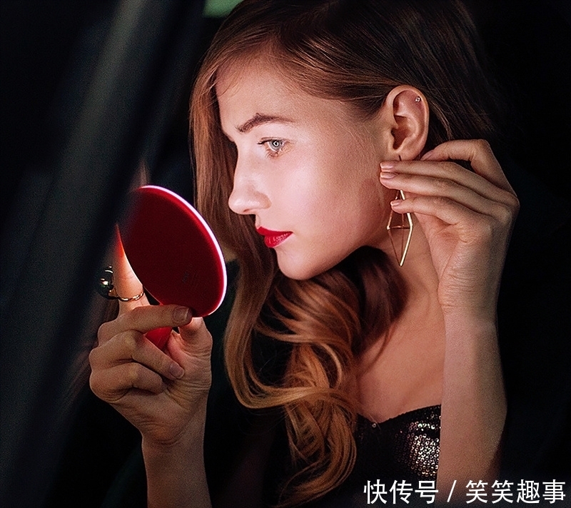 为啥BB霜刚上脸很白,下午的脸会发黄暗沉?很多人都忘了这一步