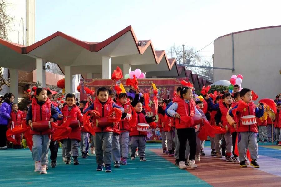 巡游|过大年，逛庙会，欢欢喜喜中国年，省府幼儿园花队巡游活动纪实