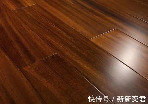 地板|实木地板和复合地板哪个好?装修师傅这样选,不要太惊讶
