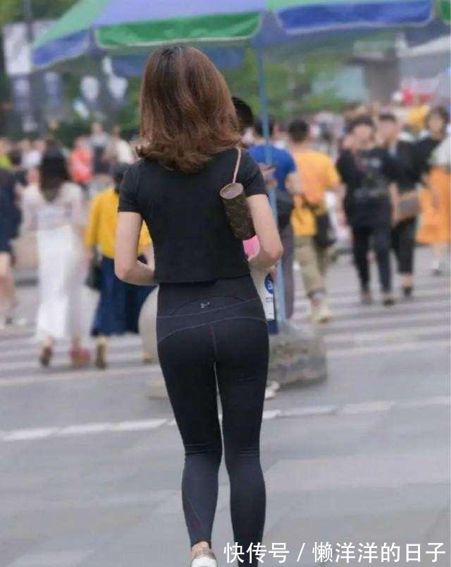 穿搭 优雅清爽的打底裤穿搭更有立体感,展现女人的娇美,纯净自然!