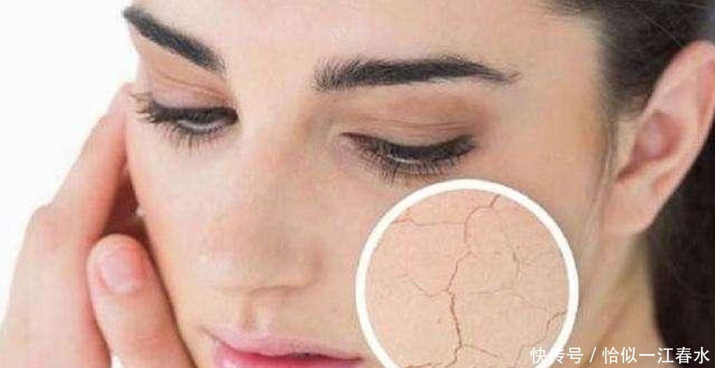 牙膏里添点“它”，敷脸一个月色斑消失不见，皮肤变得白皙又水润