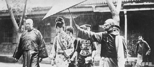 李体育|他们是末代皇后婉容的情人，一人成汉奸，另一人竟成了千万富翁！