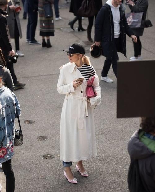 春天要选的第一件衣服，不妨从外套入手，20款街拍单品很精彩