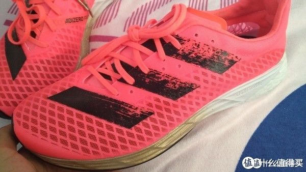 闲来挑灯论鞋 篇四十六：聊聊2020我穿过的几双鞋——碳板跑鞋篇