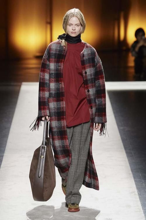 哪些颜色可以搭配在一起？盘点秋冬5个经典搭配：颜色搭配分析