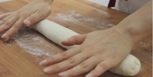 一碗面粉，一盆素馅，不用蒸，快速做蓬松柔软发面馅饼，好吃极了