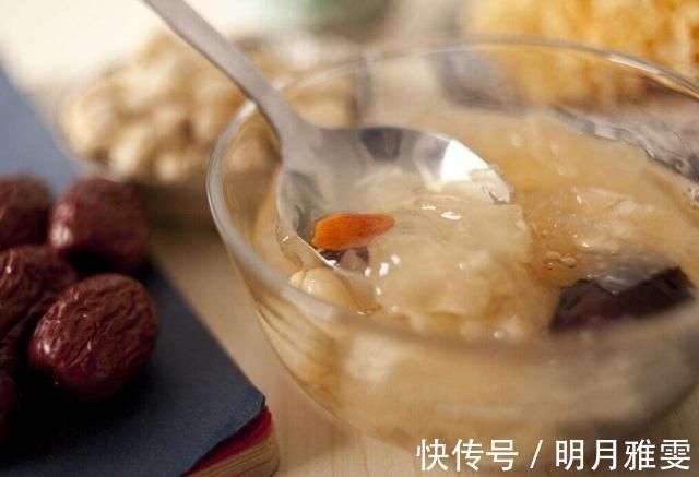 皮肤疹|怀孕时,孕妈常吃这4种食物,或许有助排胎毒,生个白嫩宝宝!