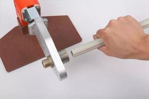 水管|10年水电工总结16条水电装修细节!这才是真电工!没有一句废话