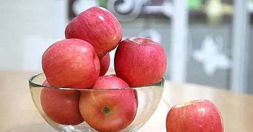 营养物质|告诫大家:吃完苹果千万不能碰它,否则疾病找上门,请您坚决避免