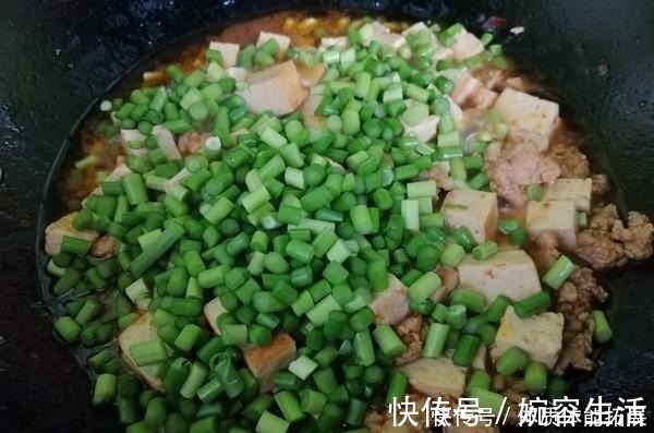 腰细|它又叫“清肠草”，清肠刮油，一周3次排宿便，肚子平了腰细了