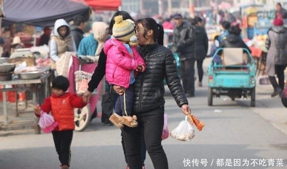 外婆|为啥外婆带娃有辛苦费,奶奶带娃理所当然?宝爸听到回复无言以对