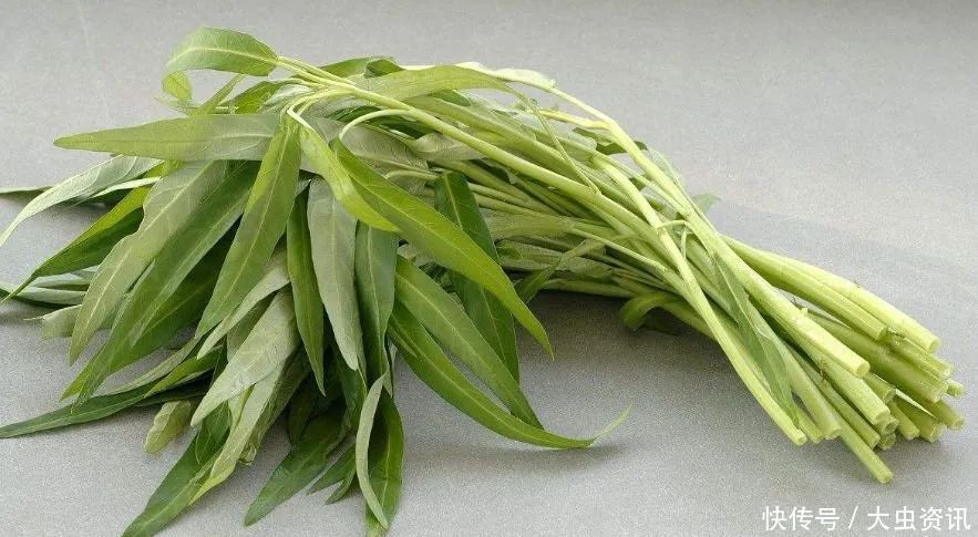 代茶饮|身体有6个表现,肝部已变“脏”,一个不占,恭喜,肝还很干净