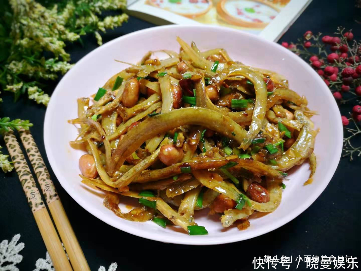 家里小孩缺钙的,可以经常吃这个菜,补钙增钙壮骨,身体强壮!