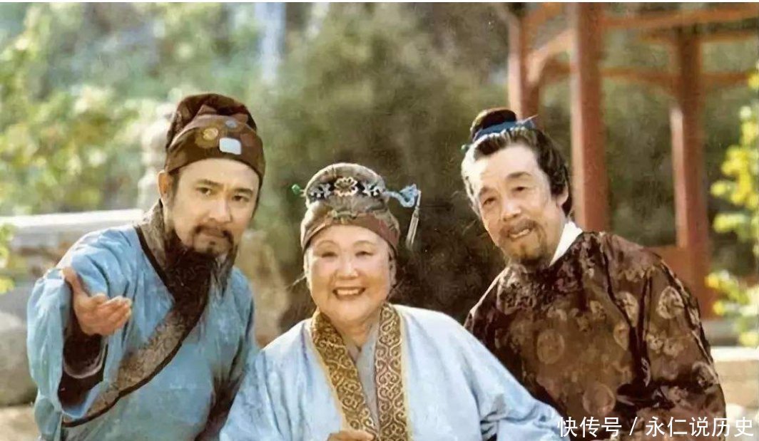 红楼梦#红楼梦琏二爷拿刀追砍凤姐,暴露贾母不为人知的一面