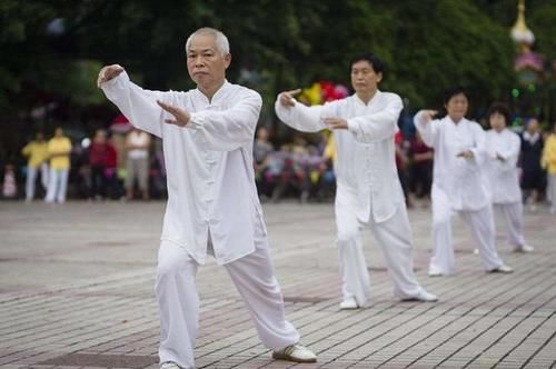 太極拳|過了50歲后，走路慢與走路快的人，哪種更健康？建議了解一下