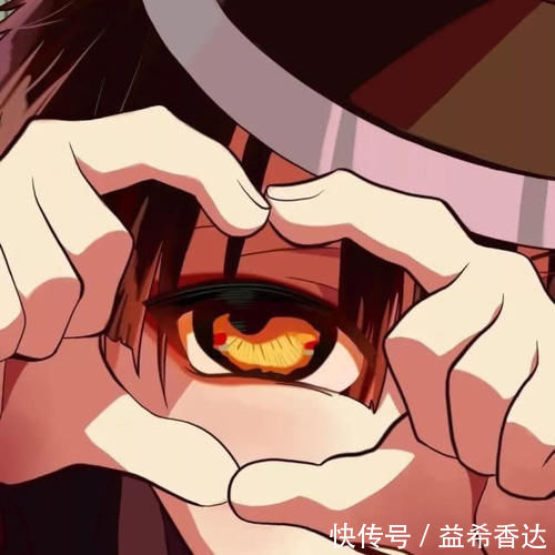 超火“双人”动漫情侣头像我们始终都在练习微笑，终于变成不敢哭的人