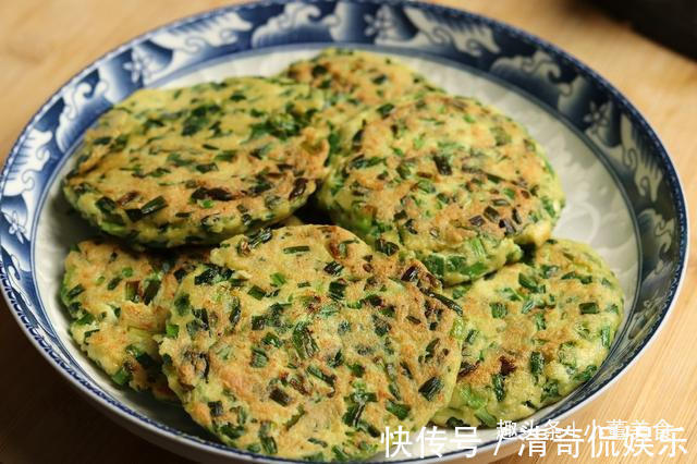 豆腐最简单的家常早餐的做法，不揉面不和面，出锅比吃肉还香