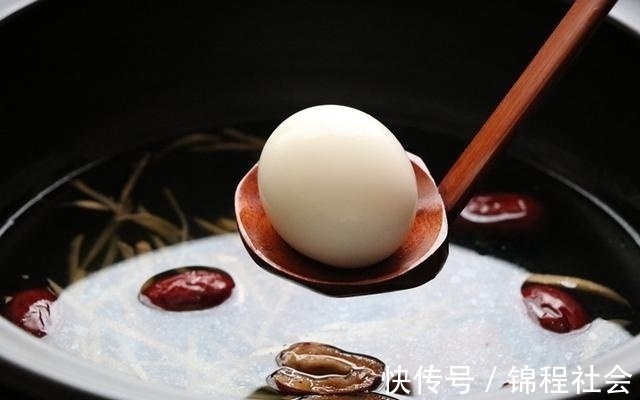 从入伏到出伏,要常吃生姜和红枣,教你1个简单做法,顺利度夏