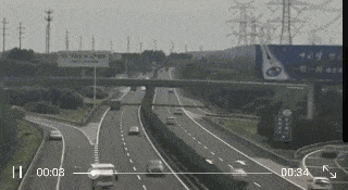 |搞笑GIF:妹子眼睛真优秀,怎么做到的?