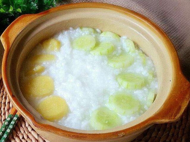 西红柿汁 食物也能当防晒霜,教你3招“晒不怕”的食疗方,美容养颜还祛斑