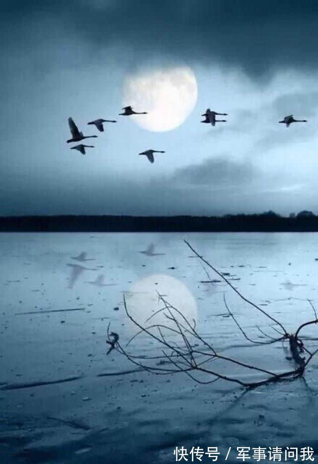 月色&韦庄半夜思念心爱女子,又害怕醒来是场梦,写下首相思词令人心醉