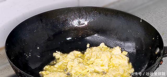 均匀|黄瓜炒鸡蛋家常做法,大厨分享秘诀,味道鲜美,营养又下饭!