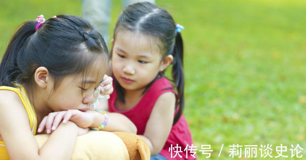 一语点破|女儿被社区孩子孤立,婆婆一语点破:有钱的,没钱的都不敢和他玩