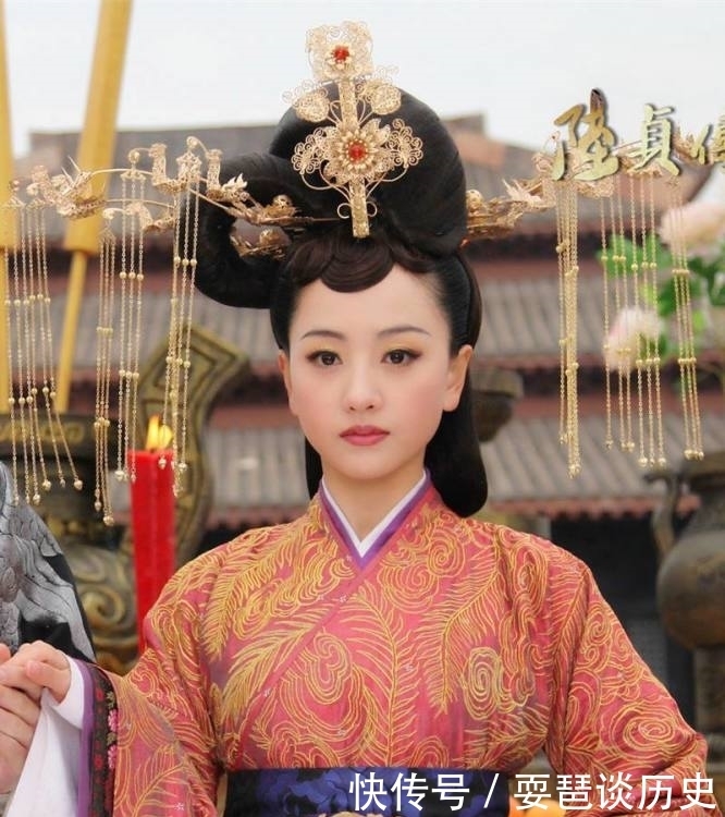 踩踏|历史上最悲惨皇后,被皇帝打得半死赐了白绫,死后尸体被人踩踏