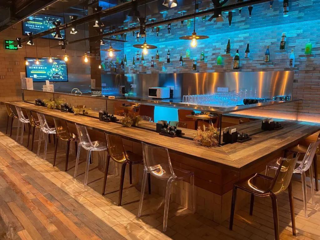  入戏|一秒入戏！这家新书店让你能吃能喝，还能演！