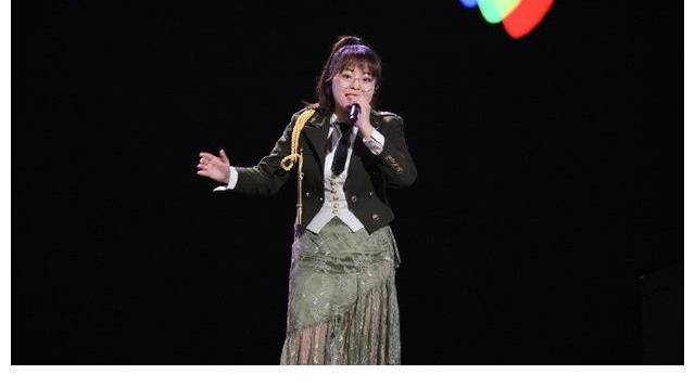 那位奪冠就被拋棄的《好聲音》總冠軍，終于在今年曝火了！