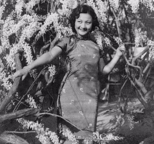 出身高贵|她出身高贵,却嫁给有妻室的穷酸男子,跟随丈夫一起沦为汉奸