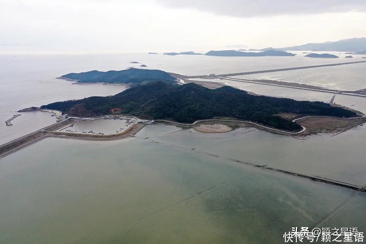 天下风物——《道人山、饭桶山，变成了露营山，来看看收费高不高？》风光题照
