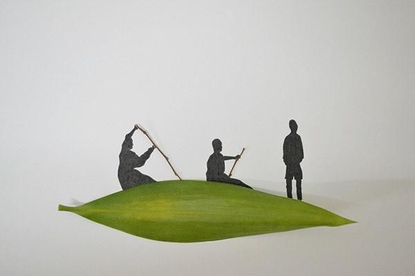 创作|艺术家脑洞大开,把树叶加入创作,让人眼前一亮