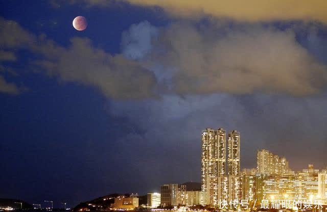 新华社记者 新华全媒+|“超级红月亮”