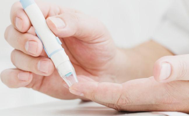 糖化血红蛋白|糖尿病患者,最佳空腹血糖是低于6.1还是7.0?一项研究给出答案