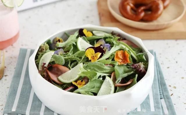 减肥瘦身吃什么送你8道清爽减脂沙拉,边吃边瘦不是梦哦