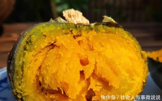 南瓜|夏天,遇到板栗南瓜别错过,胡萝卜素是南瓜的3倍,多吃对眼睛好