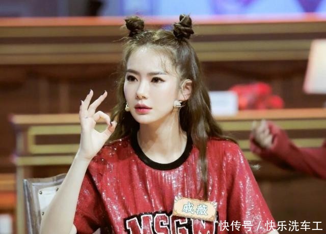 丸子头|早春流行款发型,减龄可爱,开学就这样扎头发