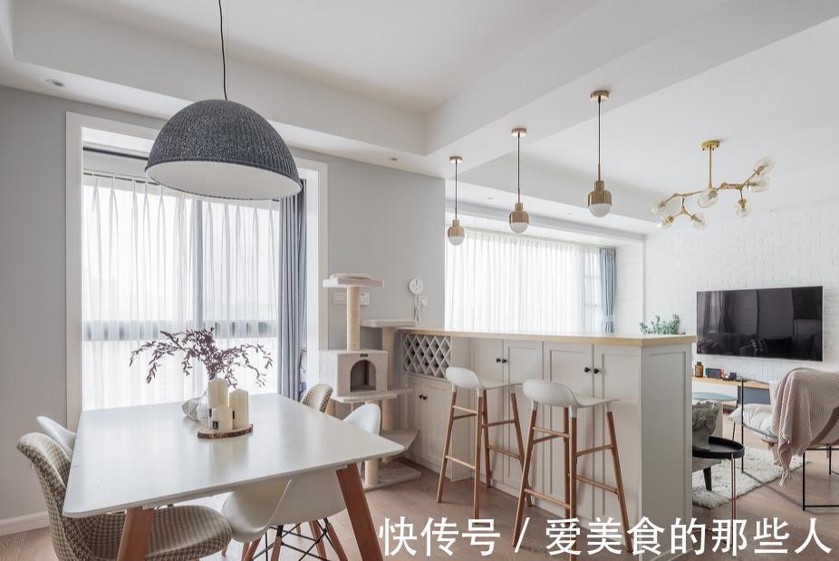 置物架|隔断别“硬”来,学学这些隔断设计,大气通透又节省空间!