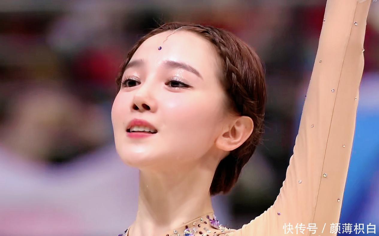 真不错!陈小纭新造型又美出圈!盘点那些年姐姐的绝美造型