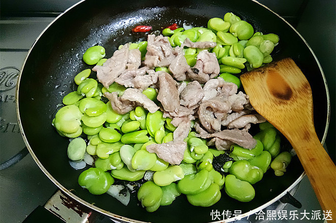 2茶匙|75岁的老妈隔三差五吃这菜，脸色红润精神气儿十足，鲜嫩又清爽