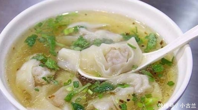 冬天|冬天用此物包馄饨,比韭菜鲜太多,鲜嫩多汁,吃再多也不上火