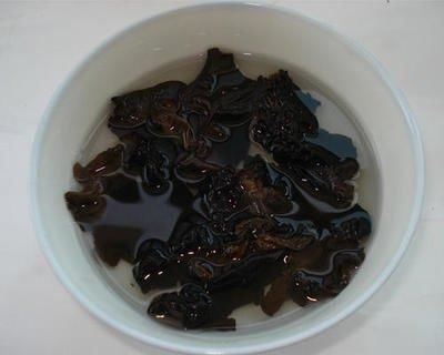 木耳|经常吃馒头会伤肝吗?提醒:想要养肝的人,这四种素食尽早远离