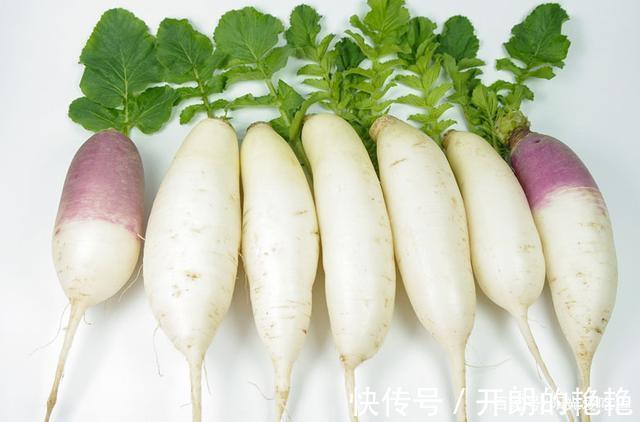 保存萝卜不挖地窖不用冰箱，学会这招，放一冬不坏不糠心，特新鲜