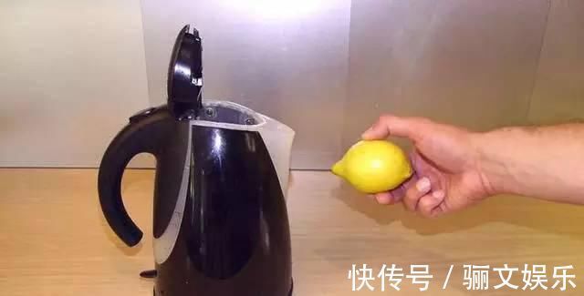 水壶|电热水壶插一根牙签太厉害了，一年能省下好多钱，告诉家里人学学